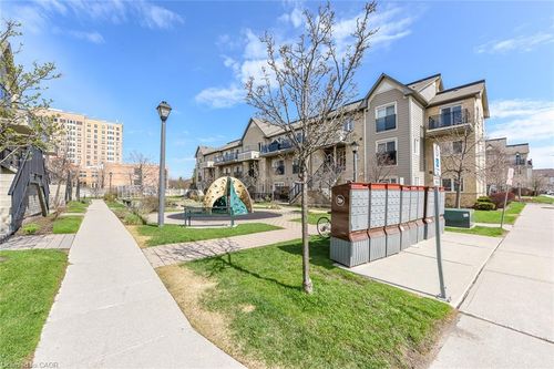 84-2891 Rio Crt, Mississauga, ON, L5M0S3 | Card Image