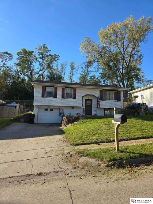 140 Debra Ave, Plattsmouth, NE, 68048 | Card Image