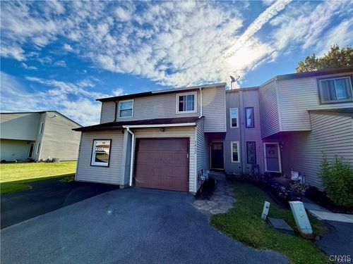 5452 Borgase Ln, Clay, NY, 13041-8906 | Card Image