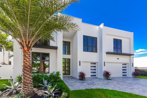 362 Churchill Rd, West Palm Beach, FL, 33405-4022 | Card Image