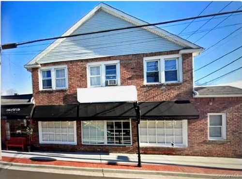 487 Lake Ave, Smithtown, NY, 11780 | Card Image