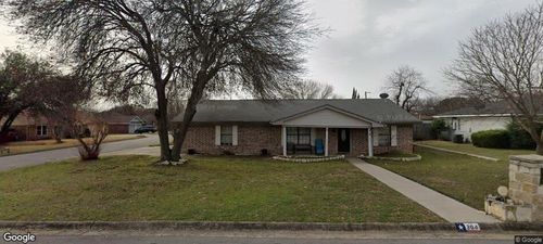304 Childers Ave, Benbrook, TX, 76126-3405 | Card Image