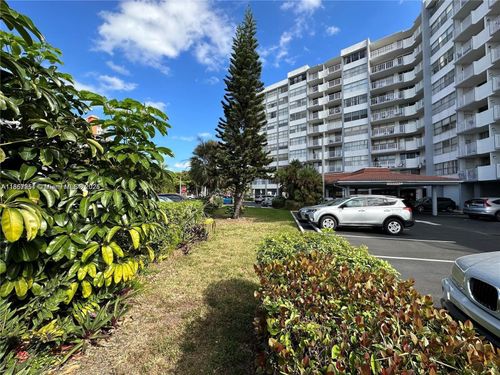 apt-303e-1300 Ne Miami Gardens Dr, Miami, FL, 33179-4730 | Card Image