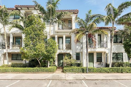 11303 Sw 15th St, Pembroke Pines, FL, 33025-4821 | Card Image