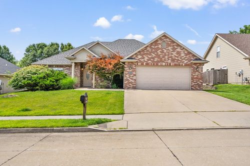 4804 Cedar Coals Ct, Columbia, MO, 65203-9086 | Card Image