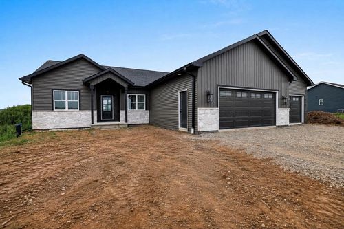 3685 Evelyn Rose Lane, SUAMICO, WI, 54313 | Card Image