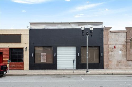 215 S 17th Street, McAllen, TX, 78501 | Card Image