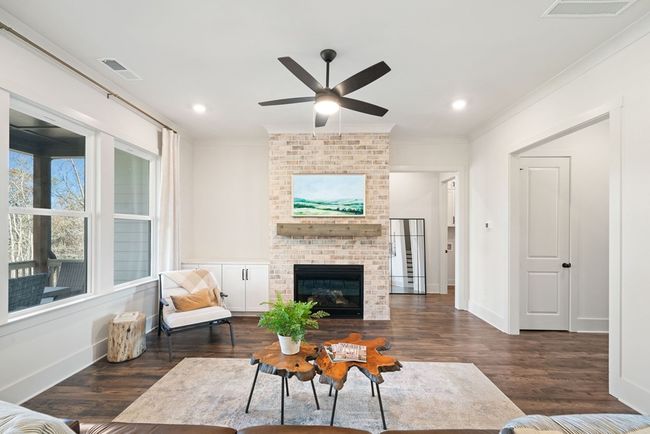 117 Pinnacle Dr, Home with 3 bedrooms, 2 bathrooms and 2 parking in Ellijay GA | Image 6