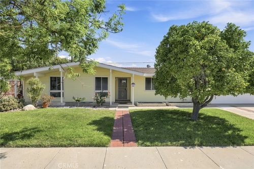 249 Dryden St, Thousand Oaks, CA, 91360-5304 | Card Image