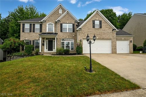 5718 W Mill Rd, Broadview Heights, OH, 44147-2141 | Card Image