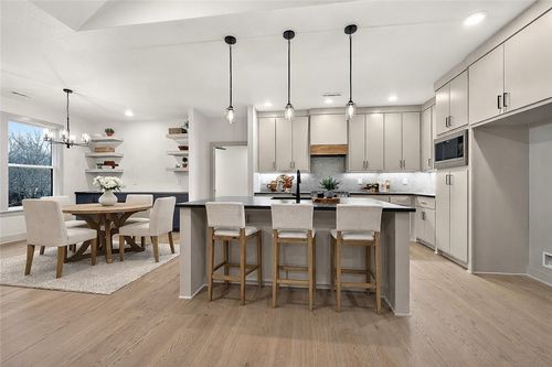 18 Reading Ln, Bella Vista, AR, 72714-4026 | Card Image