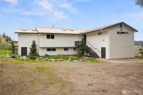 777 Ne Camano Dr, Camano Island, WA, 98282-7246 | Card Image