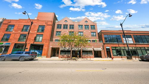 a-2733 N Lincoln Ave, Chicago, IL, 60614-1390 | Card Image