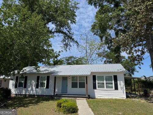 10 Grove St, Hazlehurst, GA, 31539-6422 | Card Image