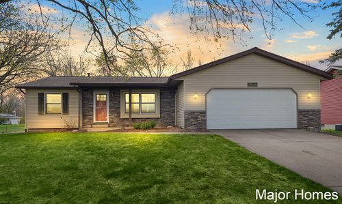 2636 Springdale Dr, Hudsonville, MI, 49426-9303 | Card Image