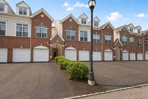 1113 Balsam Dr, New Windsor, NY, 12553-4762 | Card Image