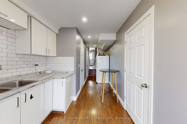 83 Sprucedale Way, Condo with 4 bedrooms, 4 bathrooms and 1 parking in Whitby ON | Image 7