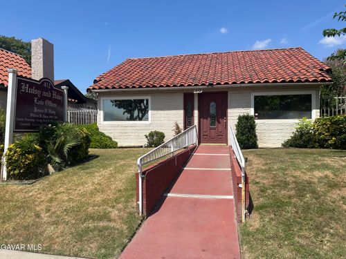 412 Truxtun Avenue, Bakersfield, CA, 93301 | Card Image