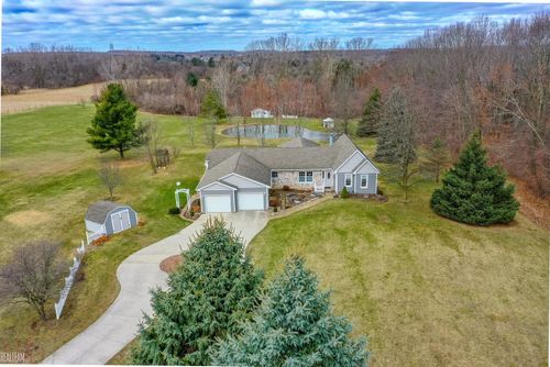 4692 Bishop Rd, Dryden, MI, 48428-9303 | Card Image