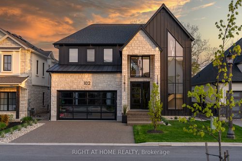 102 Millpond Rd, Niagara on the Lake, ON, L0S1J1 | Card Image