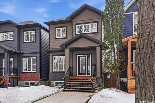 118 3rd St E, Saskatoon, SK, S7H1L1 | Card Image
