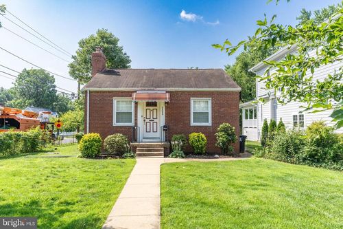 5600 4th St S, ARLINGTON, VA, 22204-1128 | Card Image