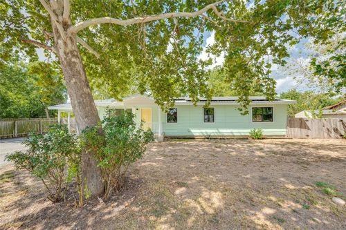 4948 Crossover Rd, San Marcos, TX, 78666-1511 | Card Image