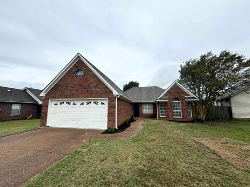 2807 Laura Cir, Memphis, TN, 38133 | Card Image