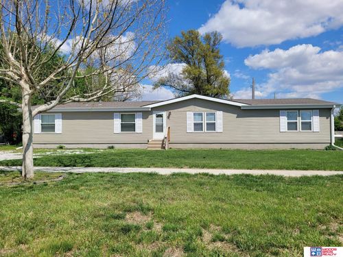 407 Main St, Beaver Crossing, NE, 68313-9549 | Card Image