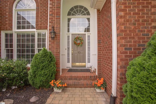 10 Rothesay St, House other with 5 bedrooms, 5 bathrooms and 2 parking in Simpsonville SC | Image 4