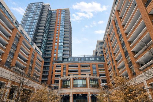 523-830 Lawrence Ave W, North York, ON, M6A0B6 | Card Image