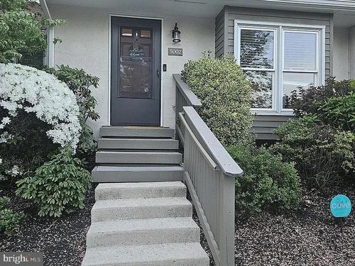 5002 Shannon Ct, CHESTER SPRINGS, PA, 19425-8760 | Card Image