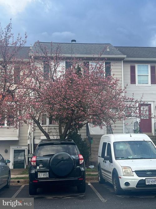 4154 Pleasant Meadow Ct, CHANTILLY, VA, 20151-3536 | Card Image