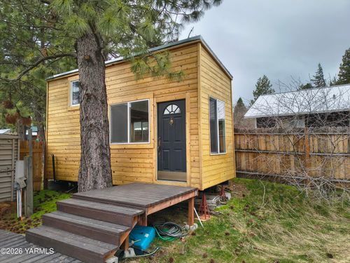 421 Morrison Canyon Ln, Cle Elum, WA, 98922-9079 | Card Image