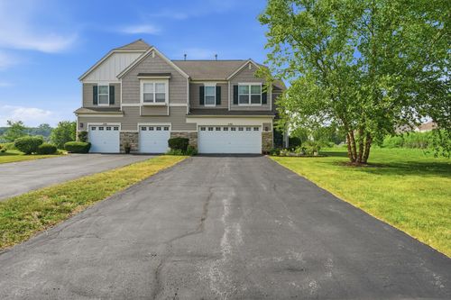 1192 Natalie Ct, Antioch, IL, 60002-7299 | Card Image