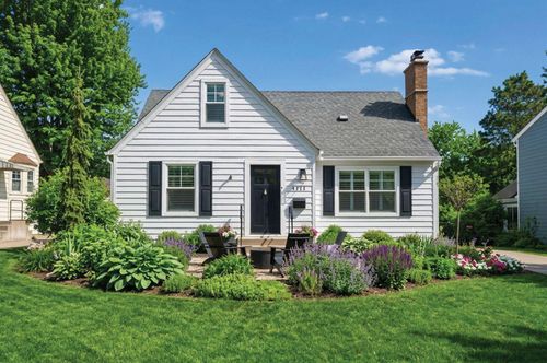 4111 Raleigh Ave, Saint Louis Park, MN, 55416-3247 | Card Image