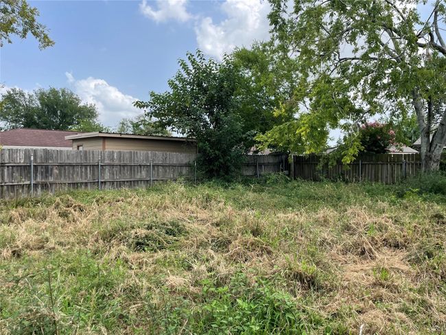 814 Deercrest St, House other with 3 bedrooms, 2 bathrooms and 1 parking in Channelview TX | Image 14