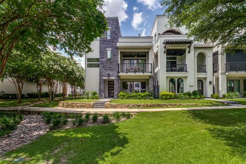 7824 Secluded Ave, Plano, TX, 75024-0247 | Card Image