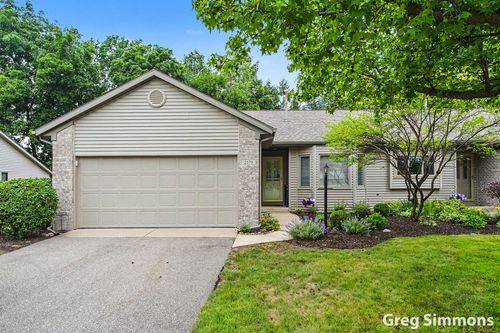 2579 Falcon Pointe Dr Nw, Grand Rapids, MI, 49534-7556 | Card Image