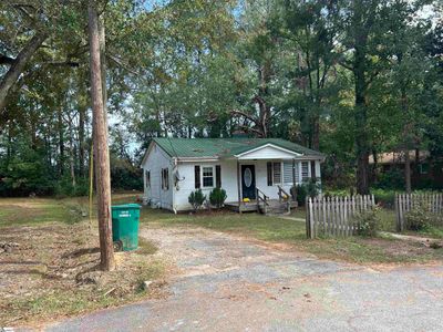 223 Tompkins Street, House other with 2 bedrooms, 1 bathrooms and null parking in Greenwood SC | Image 2