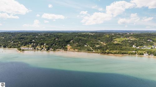 5382 S West Bay Shore Dr, Suttons Bay, MI, 49682-9463 | Card Image
