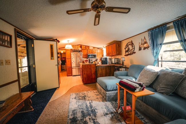 Open Floor Plan | Image 11