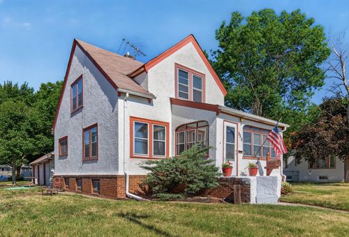556 5th Avenue S, South Saint Paul, MN, 55075 | Card Image