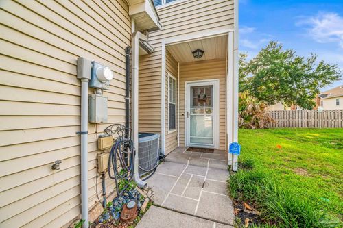 apt-k1-601 E Burgess Rd, Pensacola, FL, 32504-6371 | Card Image