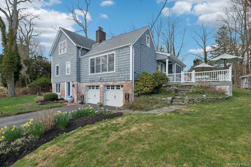 69 Fresh Pond Rd, Northport, NY, 11768-1346 | Card Image