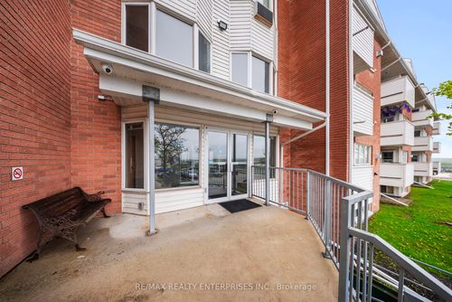 b04-126 Bell Farm Rd, Barrie, ON, L4M6J3 | Card Image