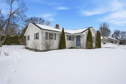 62 Bridge St, Hatfield, MA, 01038-9765 | Card Image