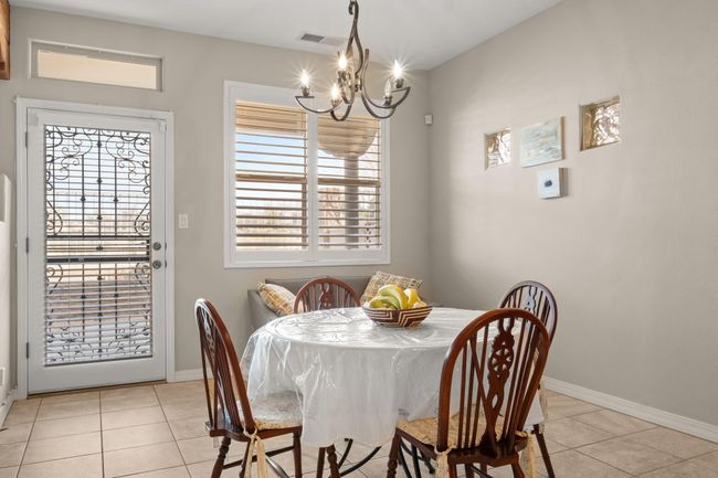 8719 Desert Fox Way, Condo with 3 bedrooms, 3 bathrooms and null parking in Albuquerque NM | Image 8