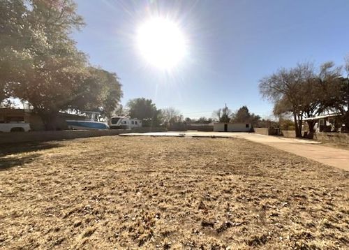 809 Sinclair Ave, Midland, TX, 79705-8746 | Card Image
