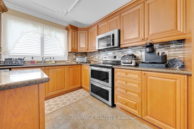 6 Mackeller Crt, House other with 5 bedrooms, 4 bathrooms and 4 parking in Ajax ON | Image 25